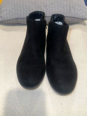 Cat & Jack Black Suede-Look Women's Ankle Booties